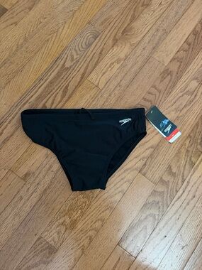 Black Men's Speedo Size 34